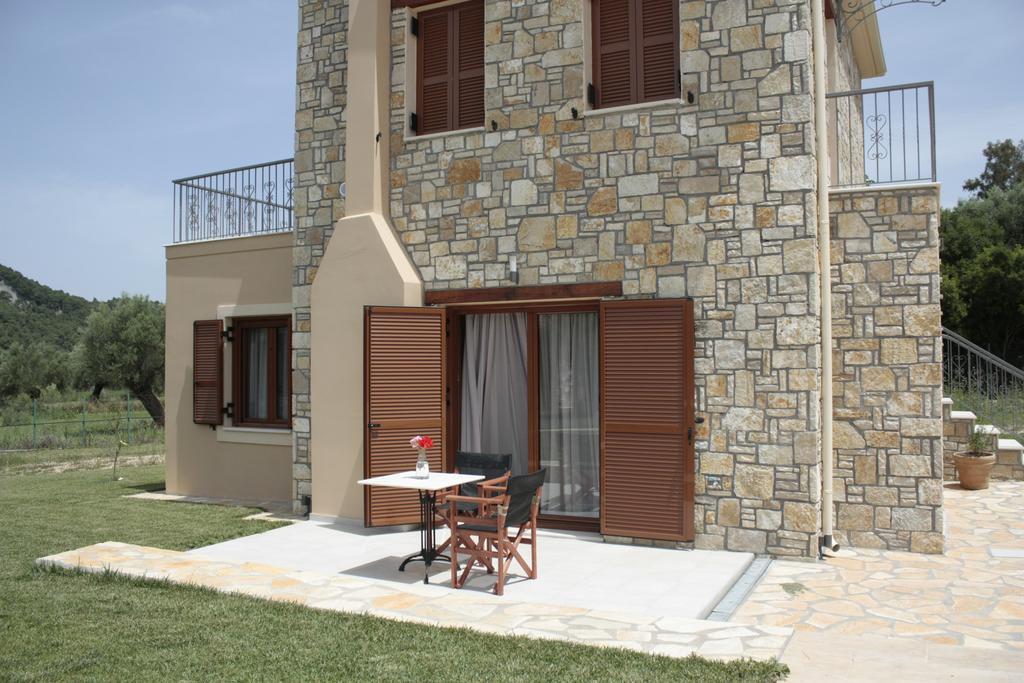 Ferienwohnung Evinos Garden Tríkorfon Exterior foto