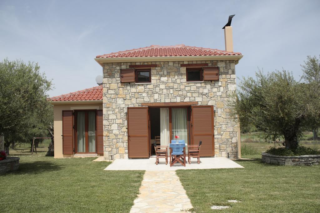 Ferienwohnung Evinos Garden Tríkorfon Exterior foto